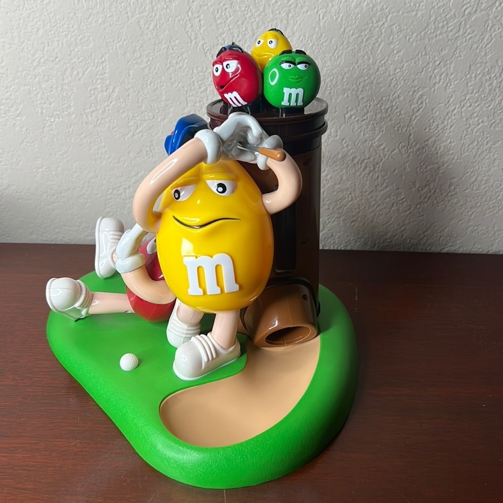 M&Ms Mulligan-Ville Golf Candy Dispenser LIMITED EDITION